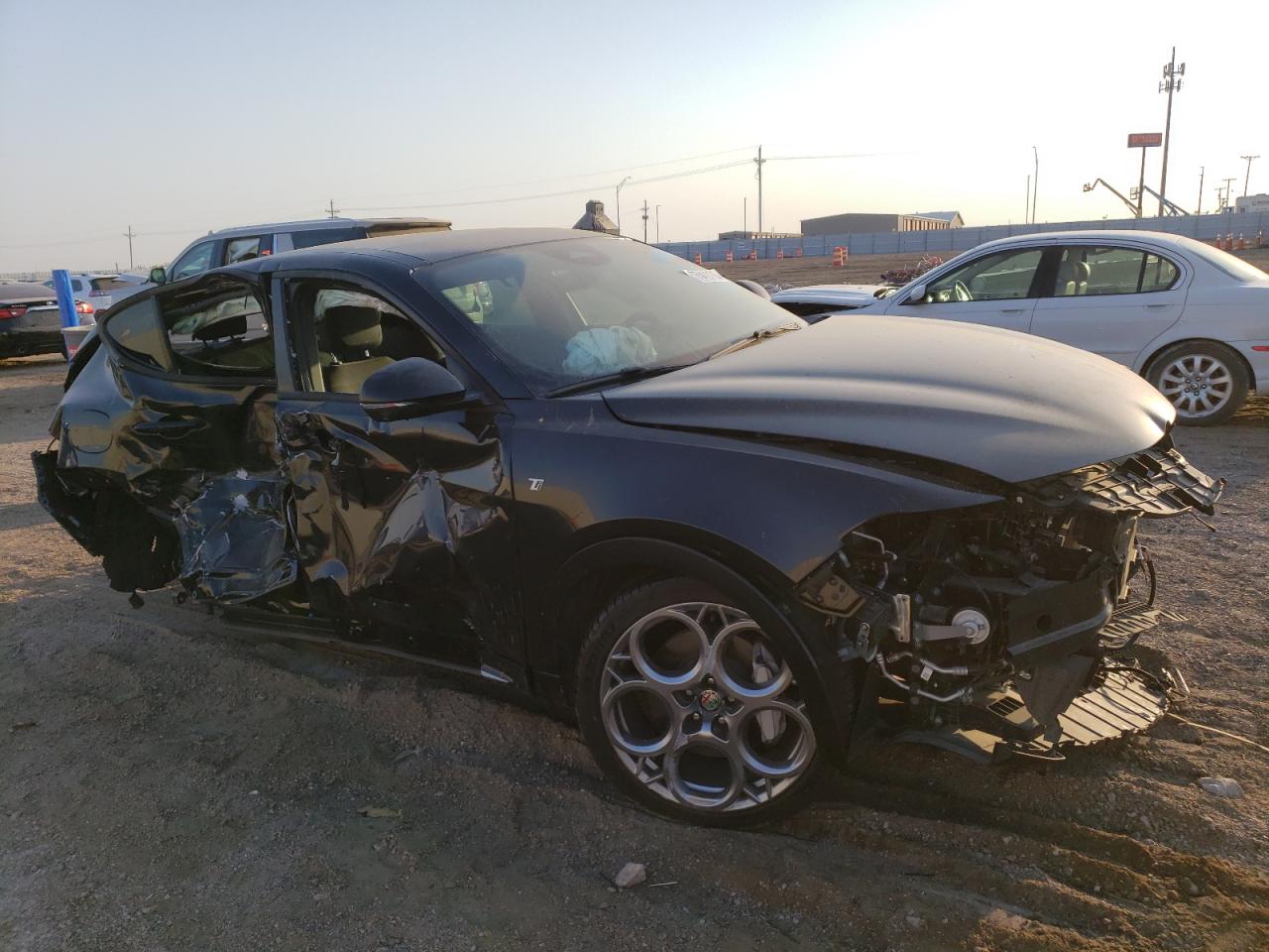 2024 ALFA ROMEO TONALE TI VIN:ZASPATCW7R3048009