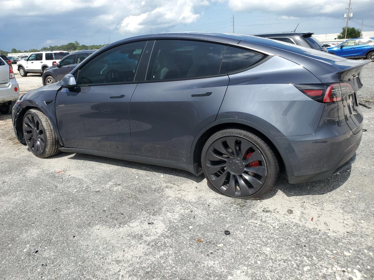 2023 TESLA MODEL Y  VIN:7SAYGDEF7PF961177