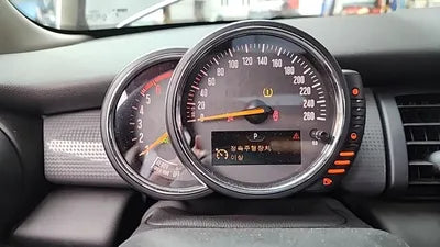 2015 MINI Cooper VIN: