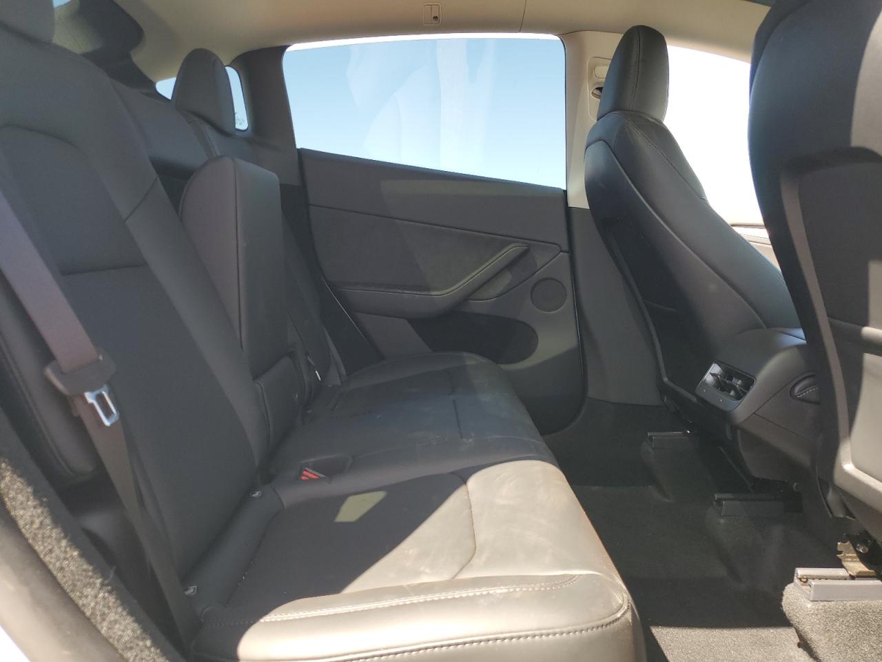 2023 TESLA MODEL Y  VIN:7SAYGDEE2PA150102