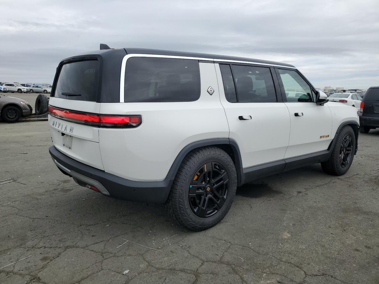 2023 RIVIAN R1S ADVENTURE VIN:7PDSGABA4PN009757