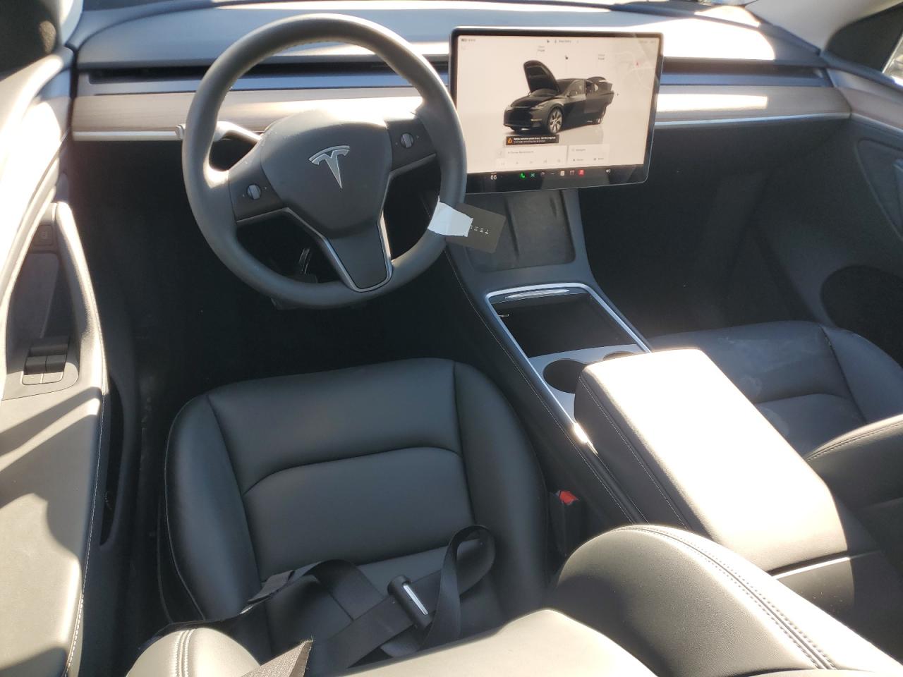 2024 TESLA MODEL Y  VIN:7SAYGDEE4RA220766
