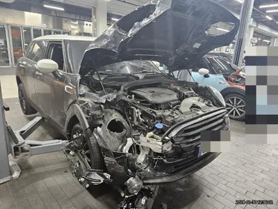 2022 MINI Clubman VIN: