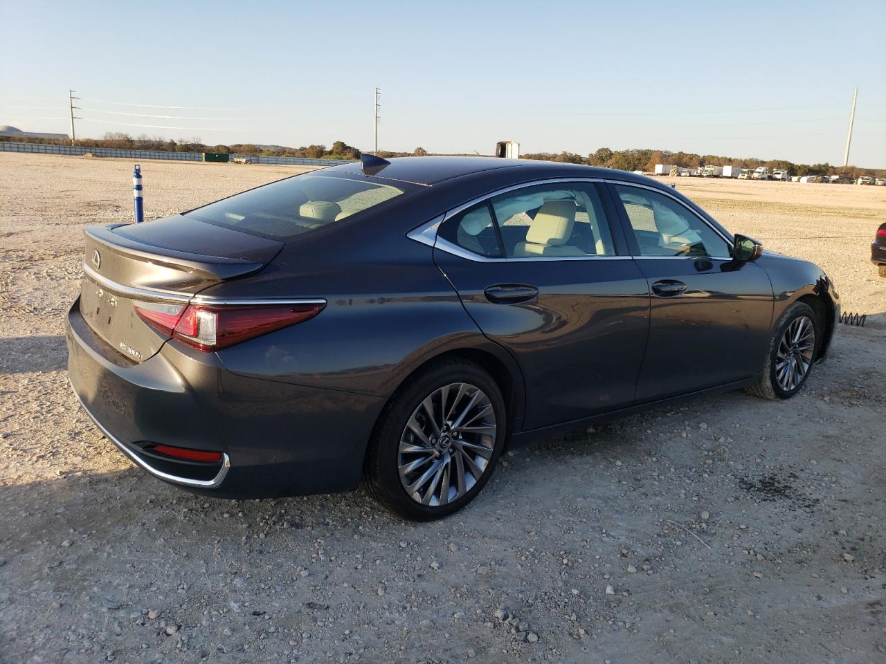 2024 LEXUS ES 300H BASE VIN:58AEA1C13RU054013