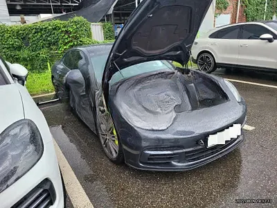 2020 Porsche Panamera NONE VIN: