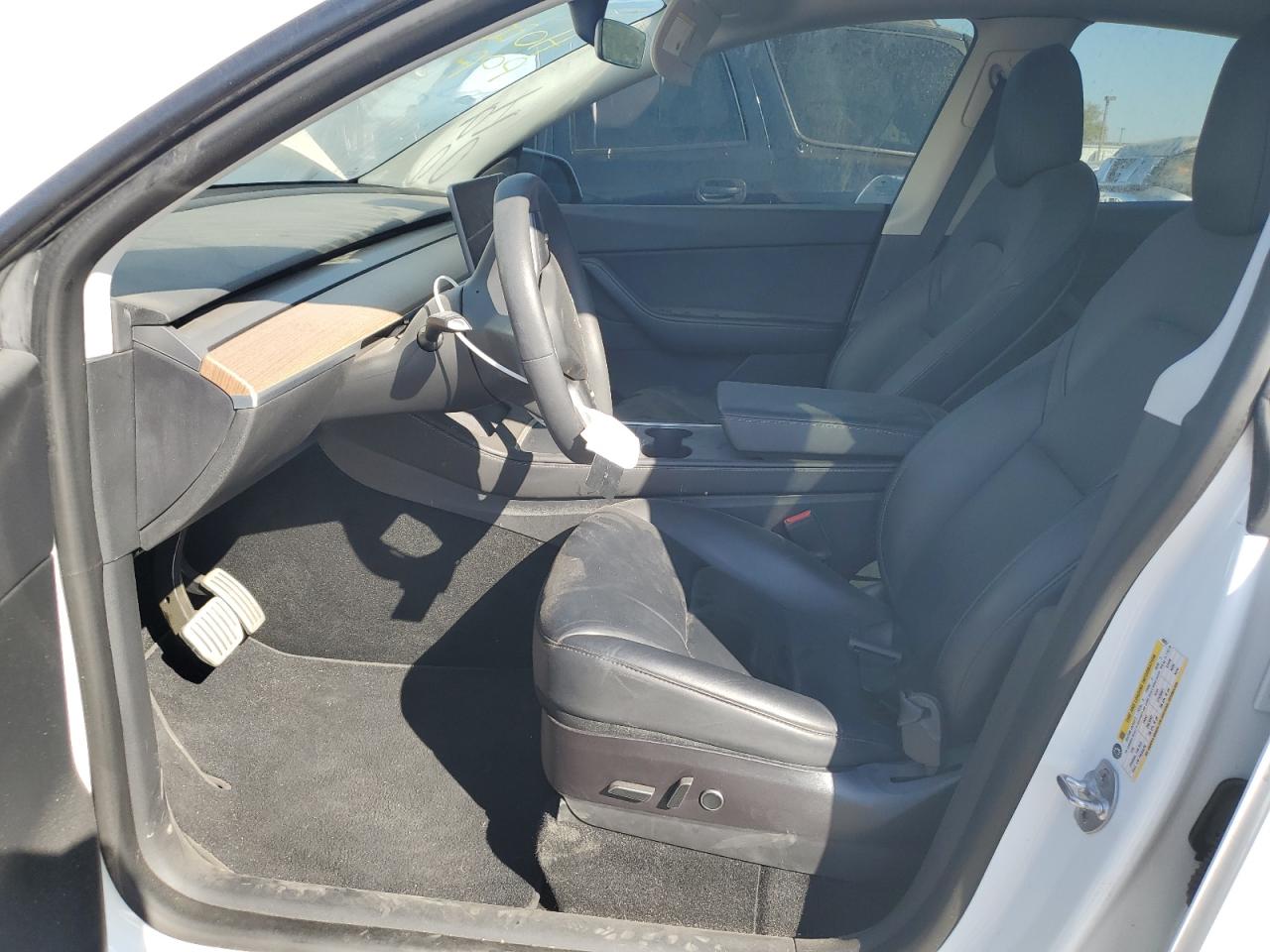 2022 TESLA MODEL Y  VIN:7SAYGDEF6NF400031