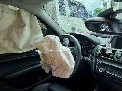 2015 BMW 118 WBA1C1107FJ838736 VIN:WBA1C1107FJ838736