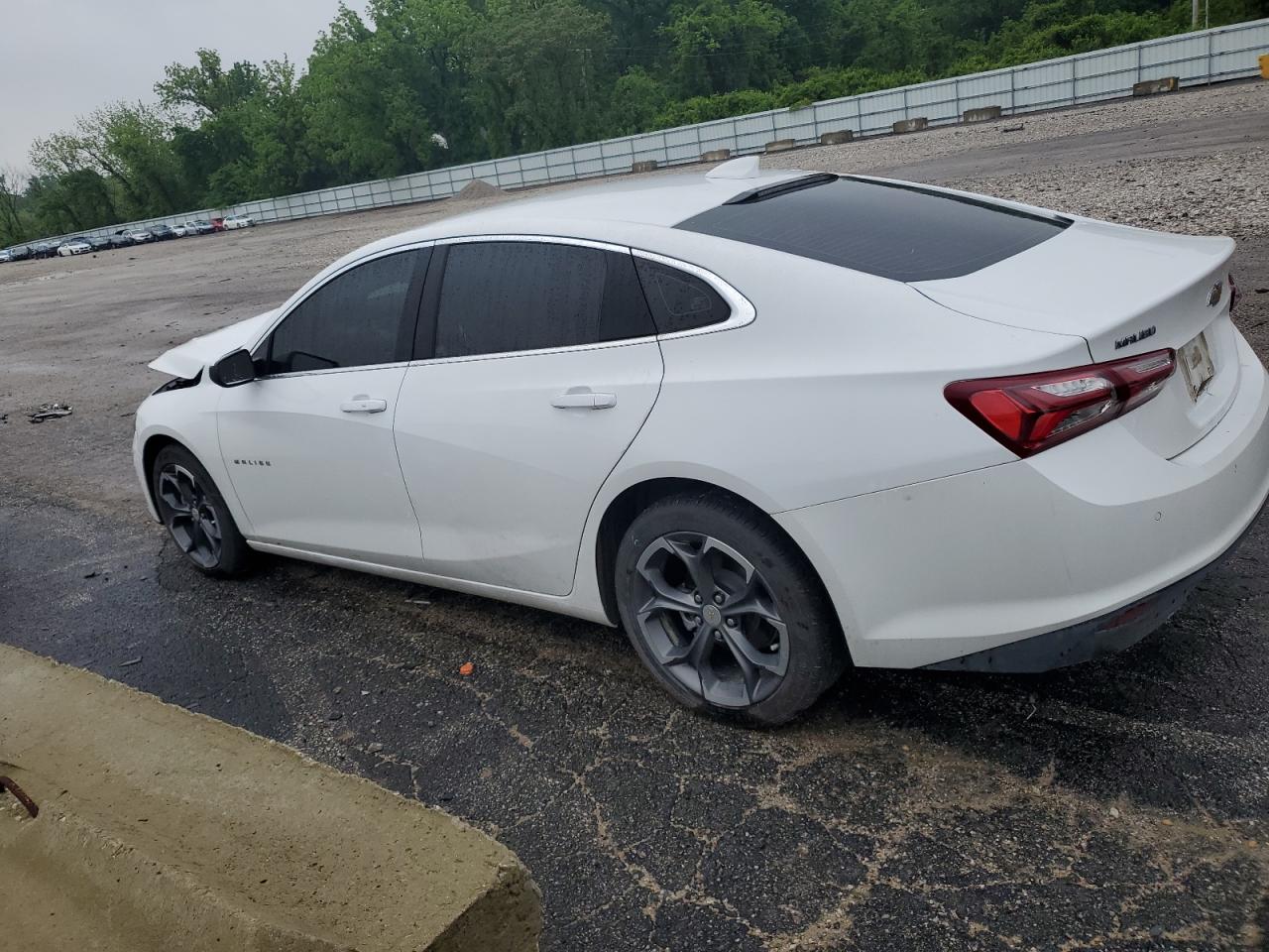 2022 CHEVROLET MALIBU LT VIN:1G1ZD5ST0NF200616