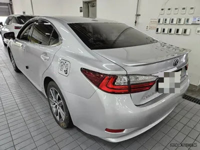 2017 Lexus ES 300 VIN: