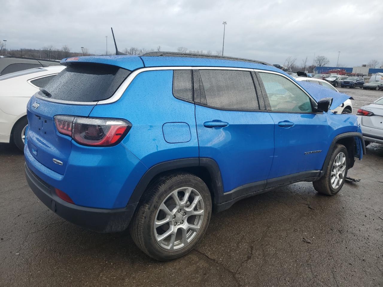 2023 JEEP COMPASS LATITUDE LUX VIN:3C4NJDFN1PT548258