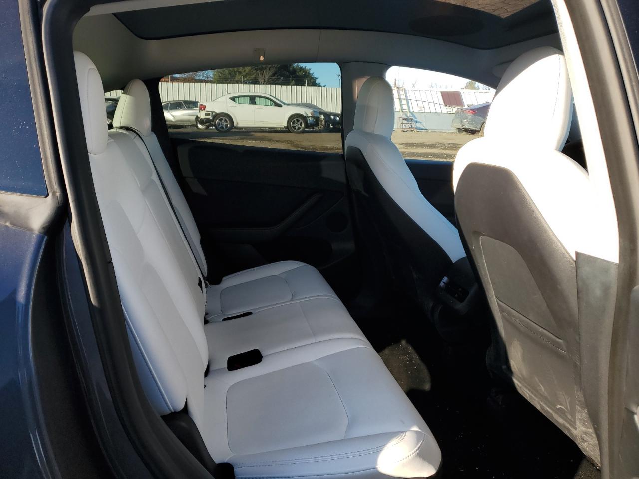 2023 TESLA MODEL Y  VIN:7SAYGAEE6PF645646