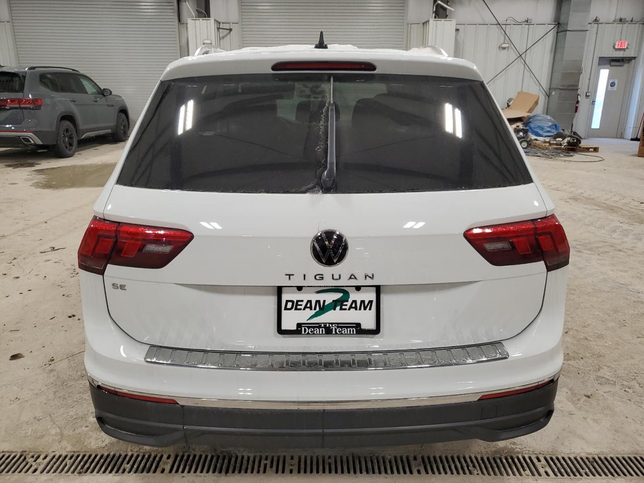 2024 VOLKSWAGEN TIGUAN SE VIN:3VV3B7AX2RM116629