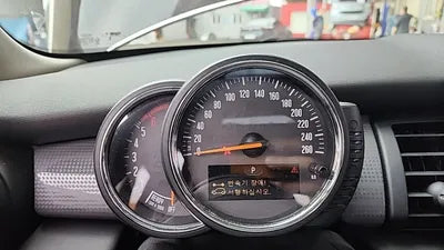 2015 MINI Cooper VIN: