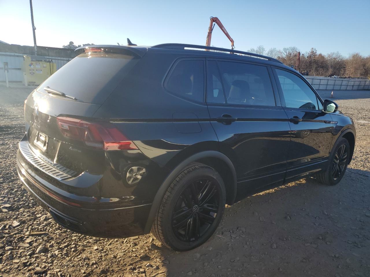 2022 VOLKSWAGEN TIGUAN SE R-LINE BLACK VIN:3VV8B7AX7NM062342
