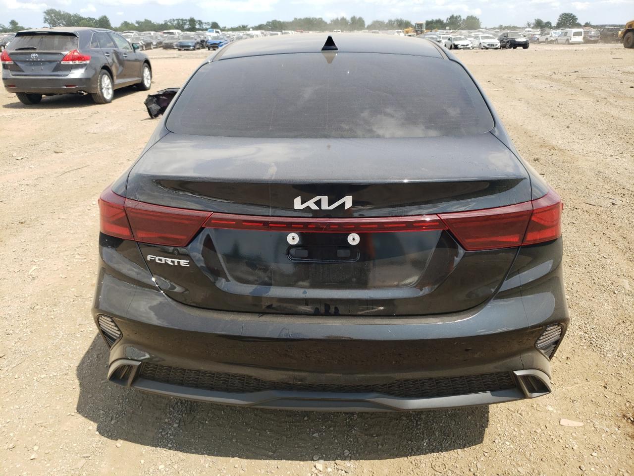 2024 KIA FORTE LX VIN:3KPF24AD6RE774092