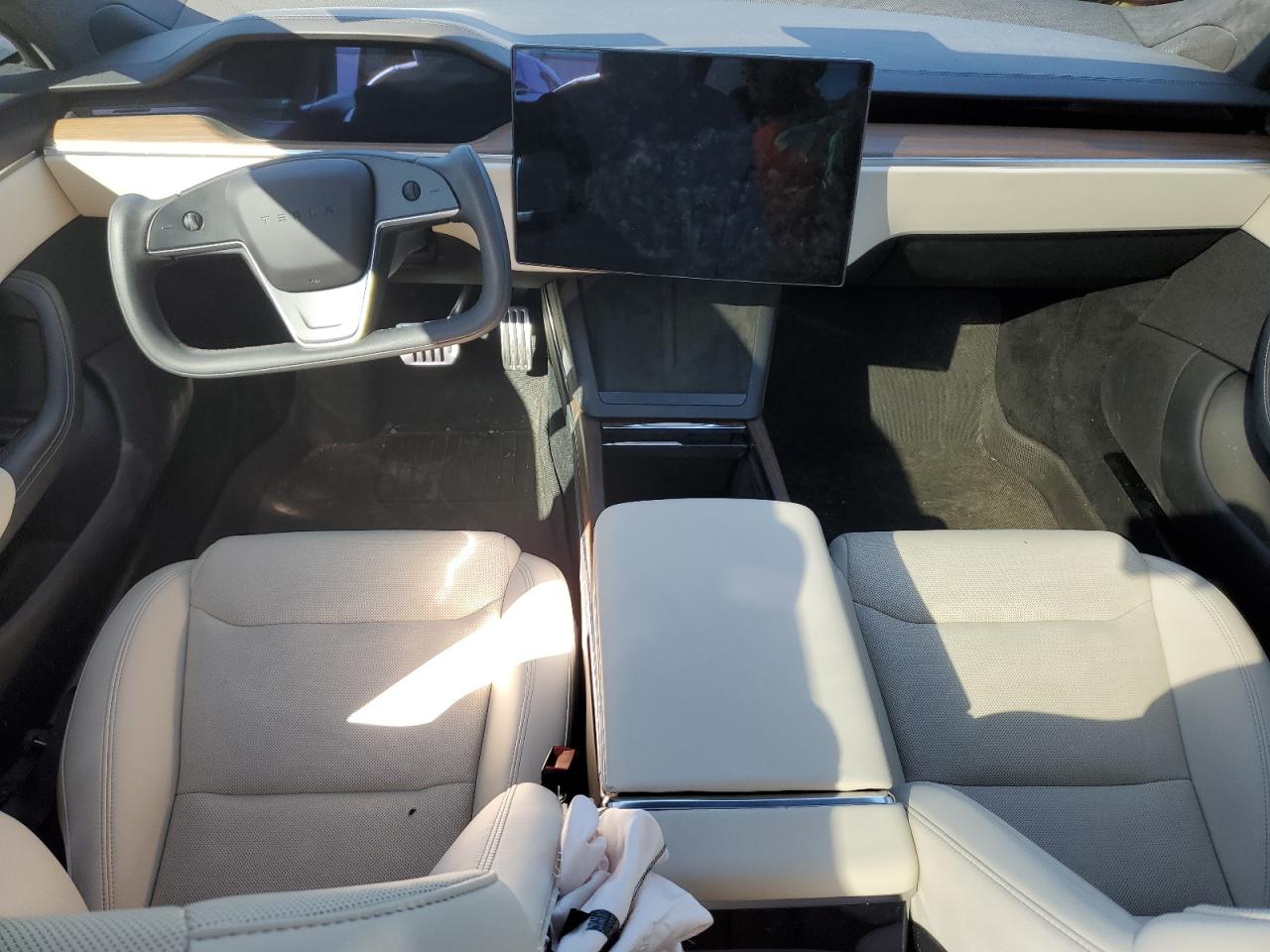 2023 TESLA MODEL S  VIN:5YJSA1E56PF520120