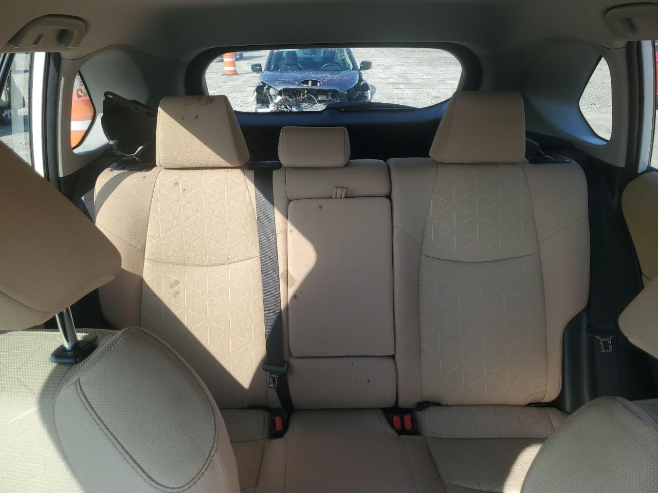 2022 TOYOTA RAV4 XLE VIN:2T3RWRFV7NW132060