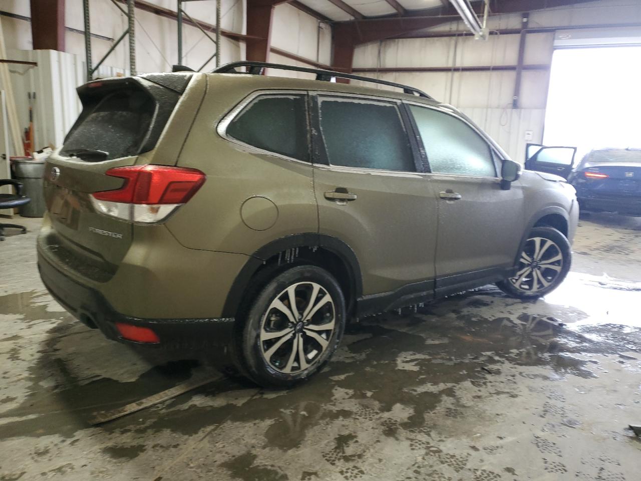 2024 SUBARU FORESTER LIMITED VIN:JF2SKALC5RH402983