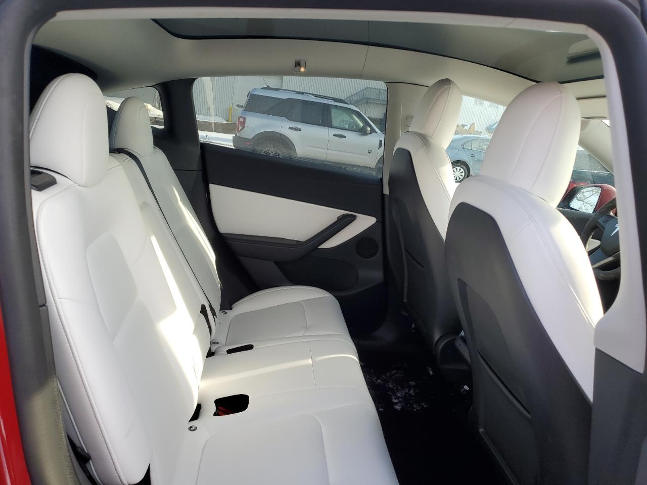 2022 TESLA MODEL Y  VIN:7SAYGDEE1NF458443