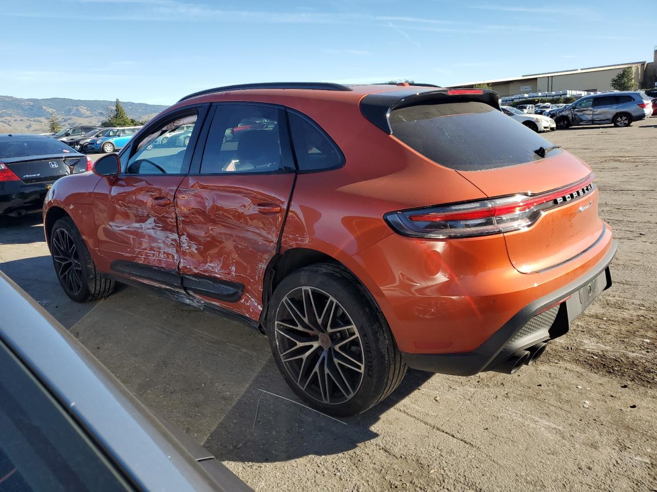 2023 PORSCHE MACAN S VIN:2HGFE1F79RH322118