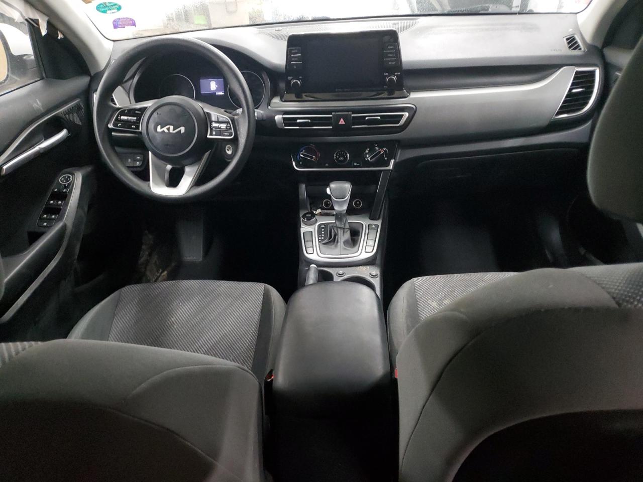 2022 KIA SELTOS LX VIN:KNDEPCAAXN7334819
