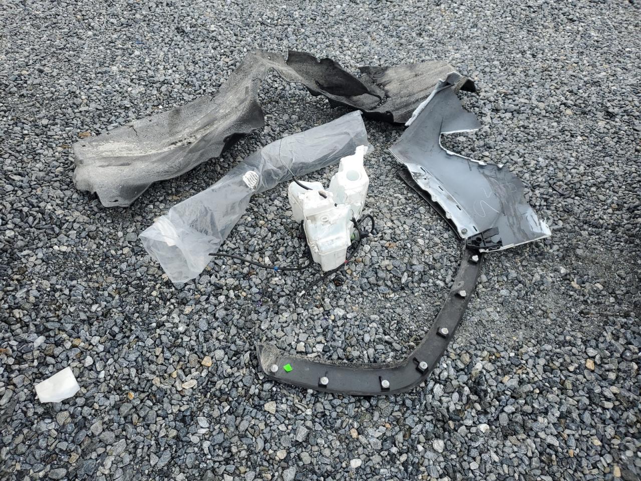 2023 TOYOTA RAV4 XLE VIN:2T3W1RFV3PW288939