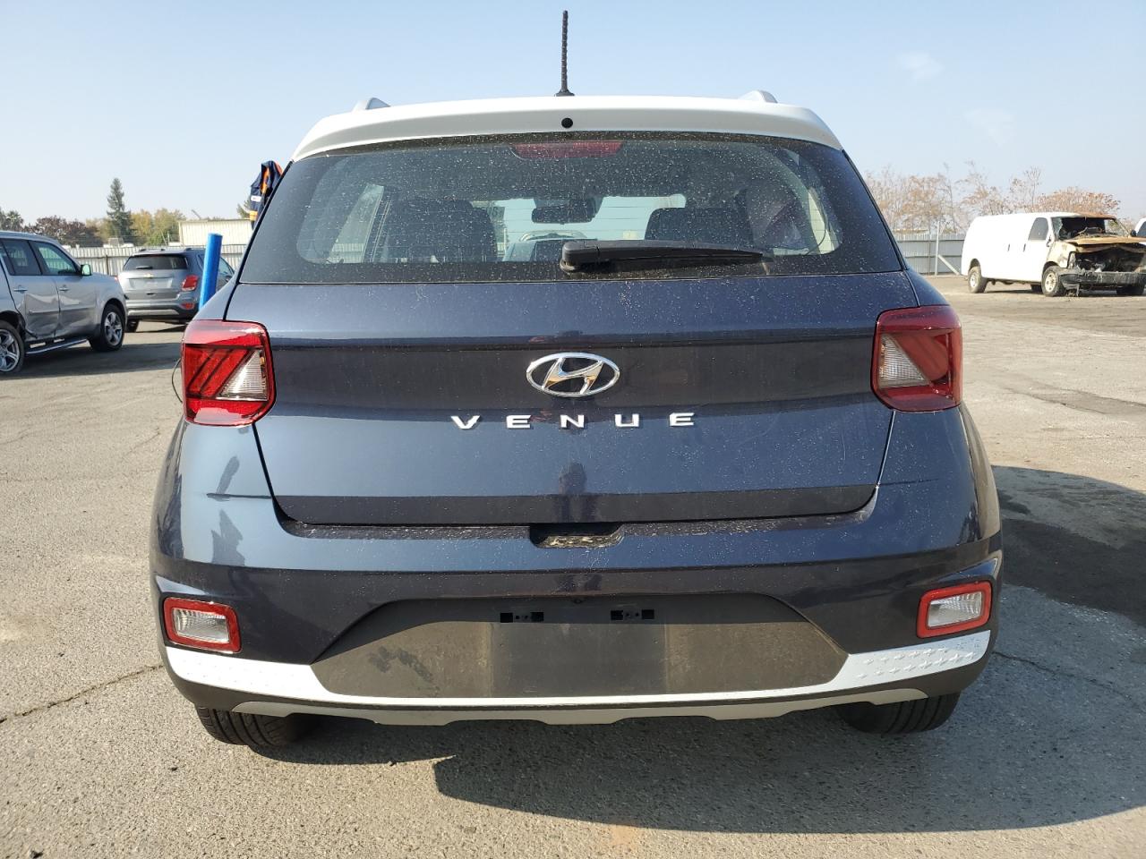 2024 HYUNDAI VENUE SEL VIN:KMHRC8A37RU329401