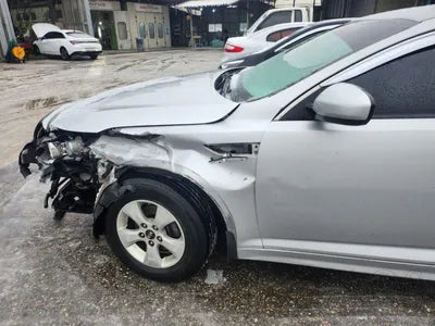 2016 Kia K5 KNAGN418BGA613070 VIN:KNAGN418BGA613070