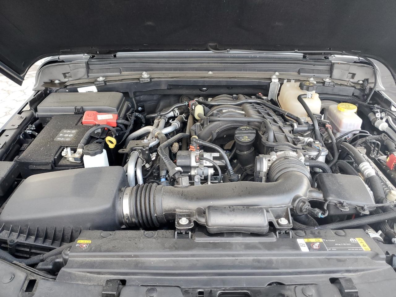 2022 JEEP WRANGLER UNLIMITED SAHARA VIN:1C4HJXEG9NW269598