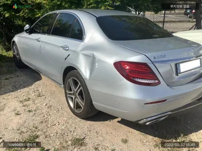 2018 Mercedes-Benz E 200 WDDZF4CB4JA422915 VIN:WDDZF4CB4JA422915