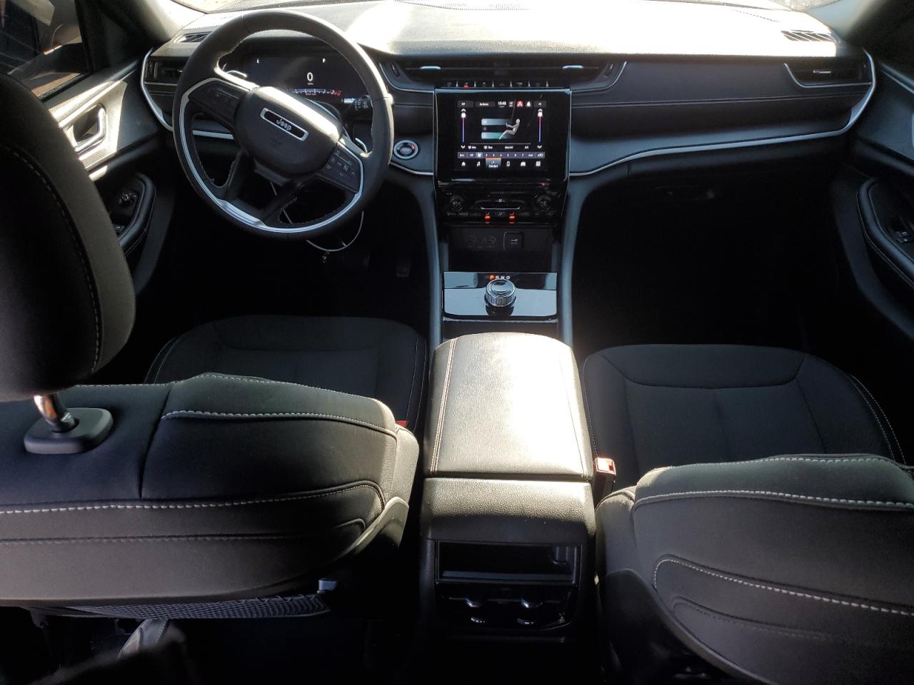 2024 JEEP GRAND CHEROKEE LAREDO VIN:1C4RJHAG2R8528202