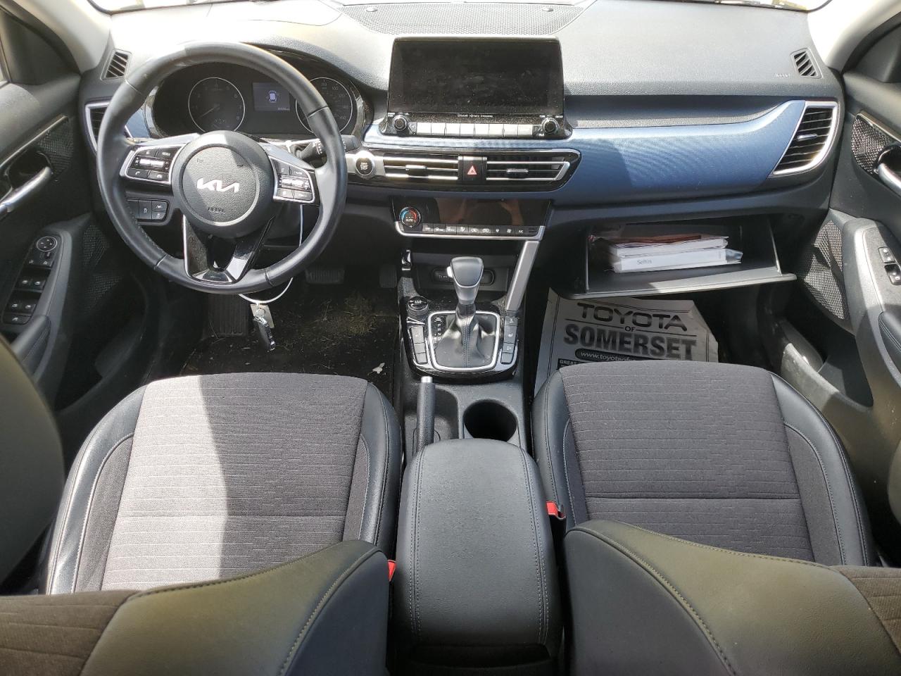 2022 KIA SELTOS S VIN:KNDEUCAA5N7315393