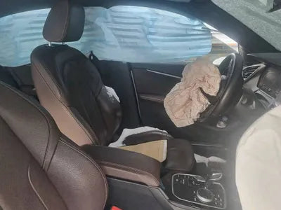 2021 BMW 218 WBA31AM0XM7H58323 VIN:WBA31AM0XM7H58323