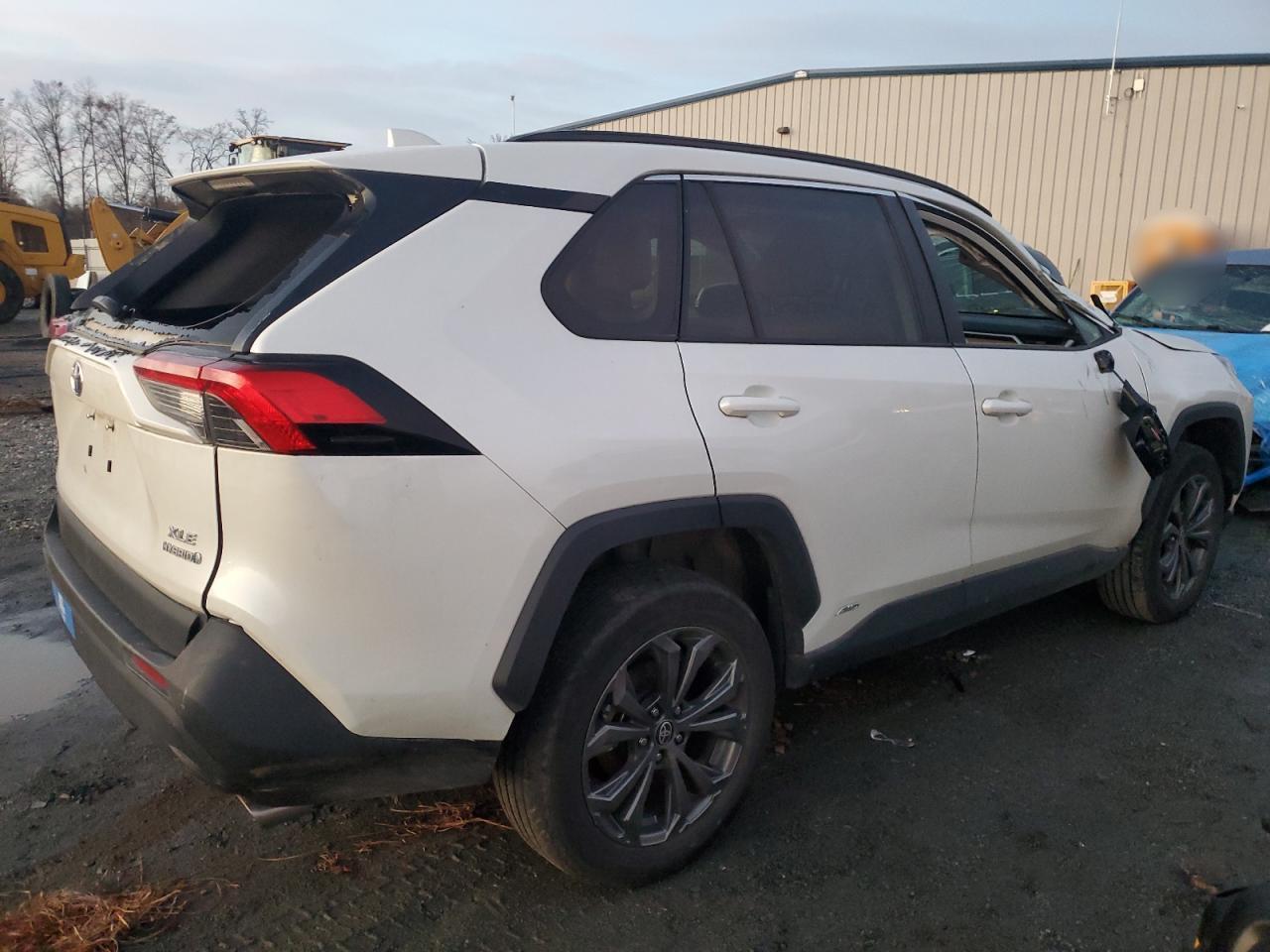 2022 TOYOTA RAV4 XLE PREMIUM VIN:4T3B6RFV0NU084841