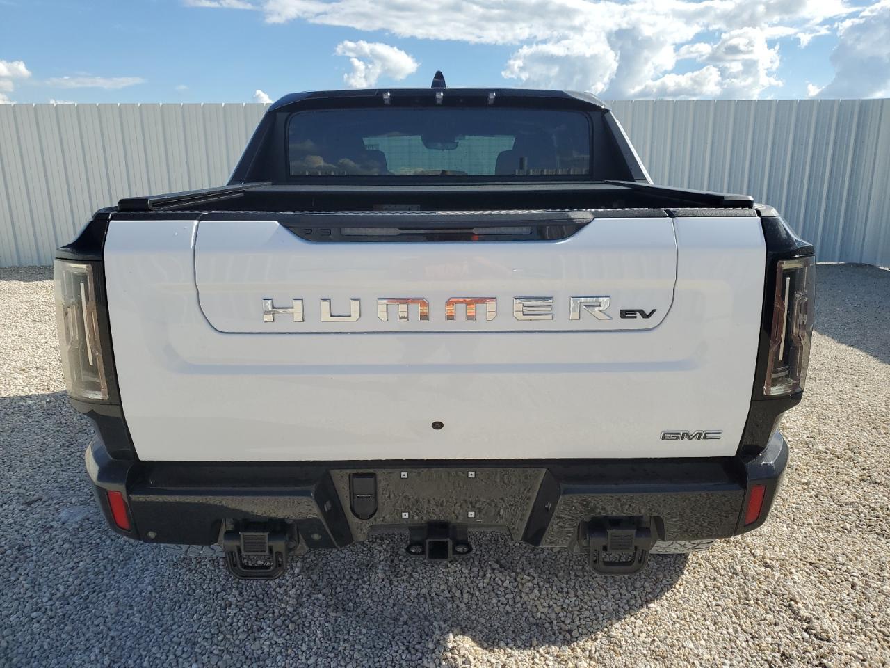 2022 GMC HUMMER PICKUP EDITION 1 VIN:1GT40FDA4NU100223