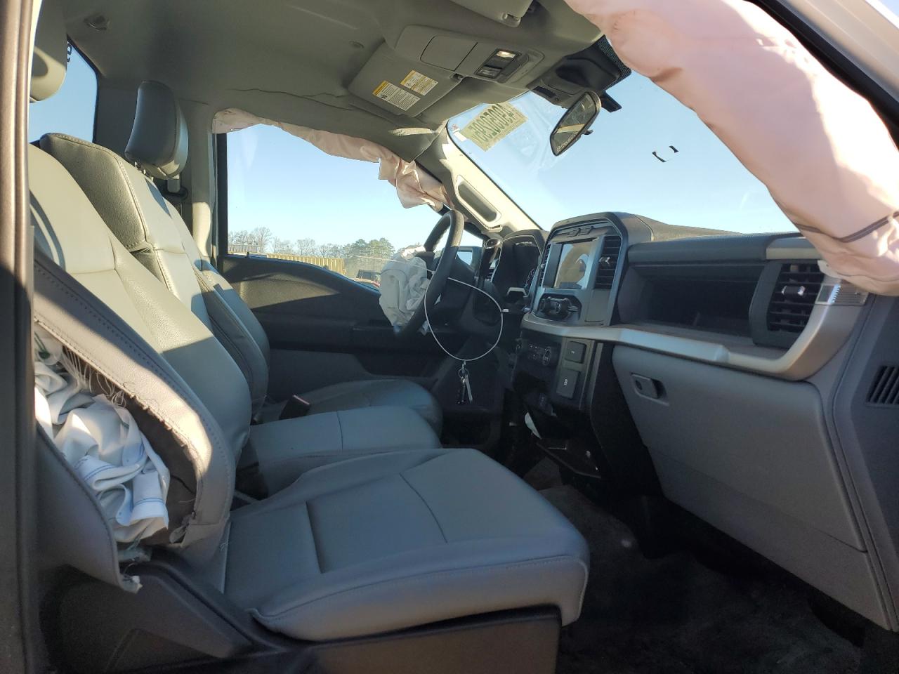 2023 FORD F150  VIN:1FTMF1CB2PKG05574