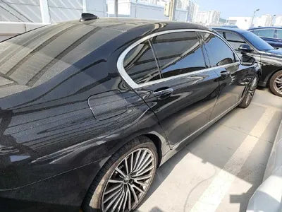 2020 BMW 740 VIN: