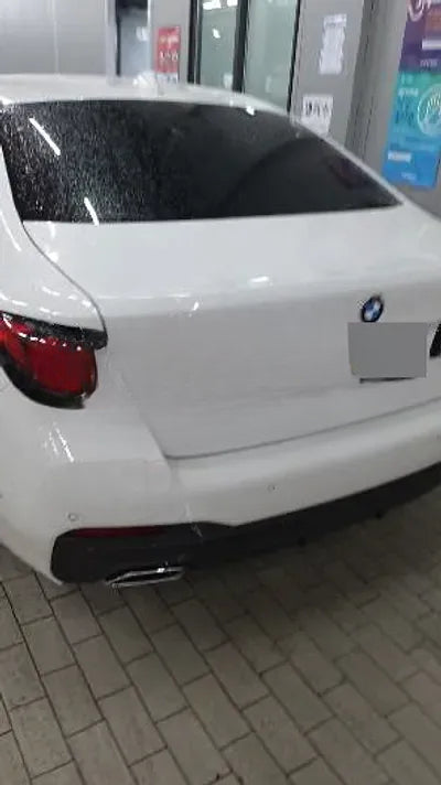 2022 BMW 520 NONE VIN: