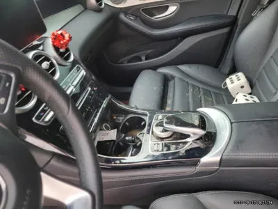 2017 Mercedes-Benz GLC 220 VIN: