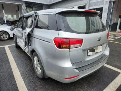 2014 Kia Carnival VIN: