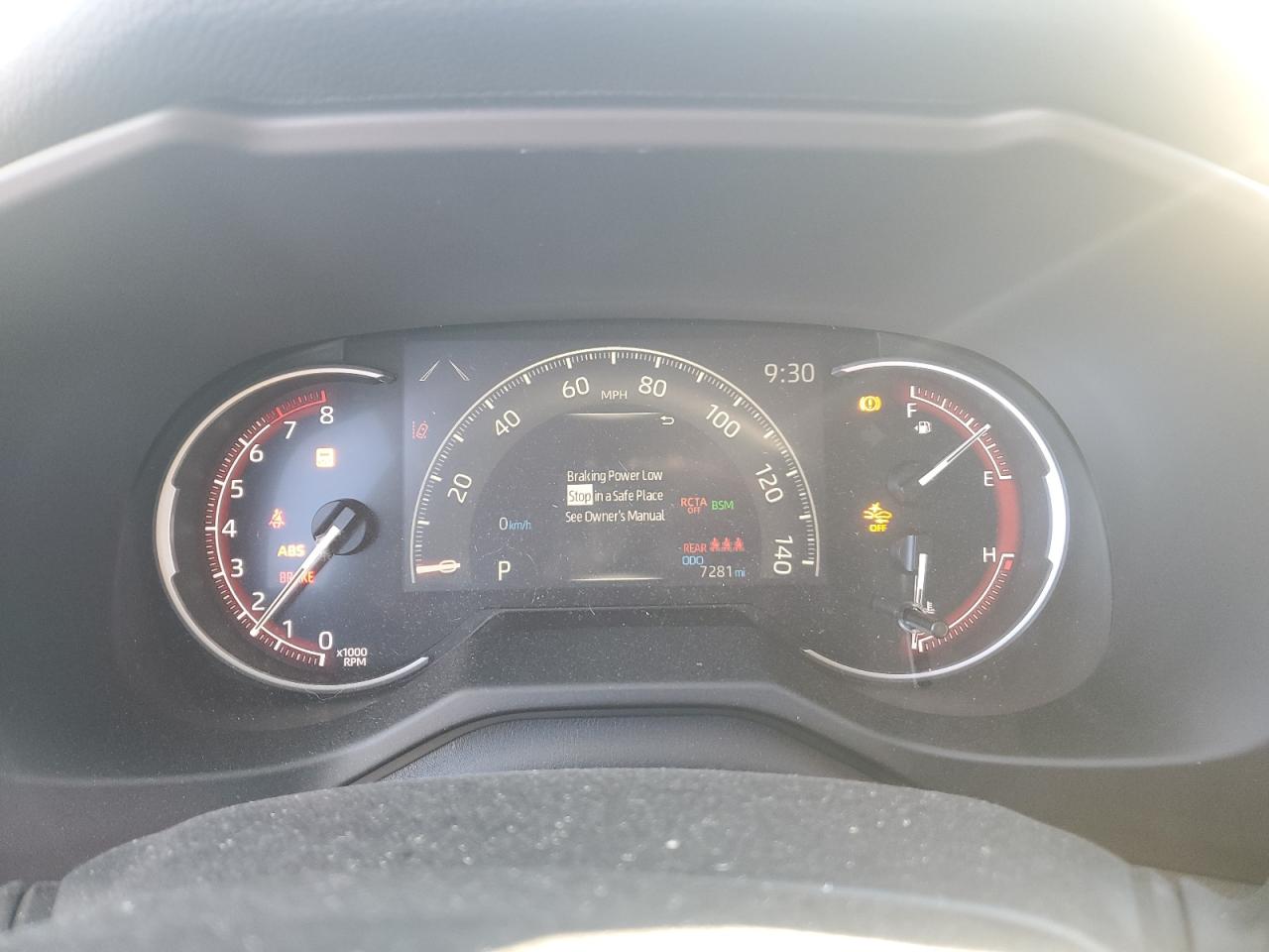 2024 TOYOTA RAV4 XLE PREMIUM VIN:2T3A1RFV9RC403879