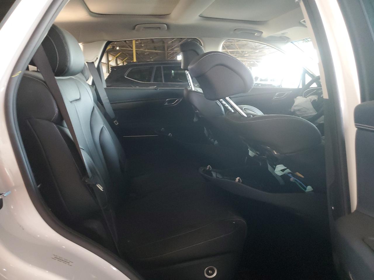 2024 GENESIS GV80 BASE VIN:KMUHCESC0RU204248