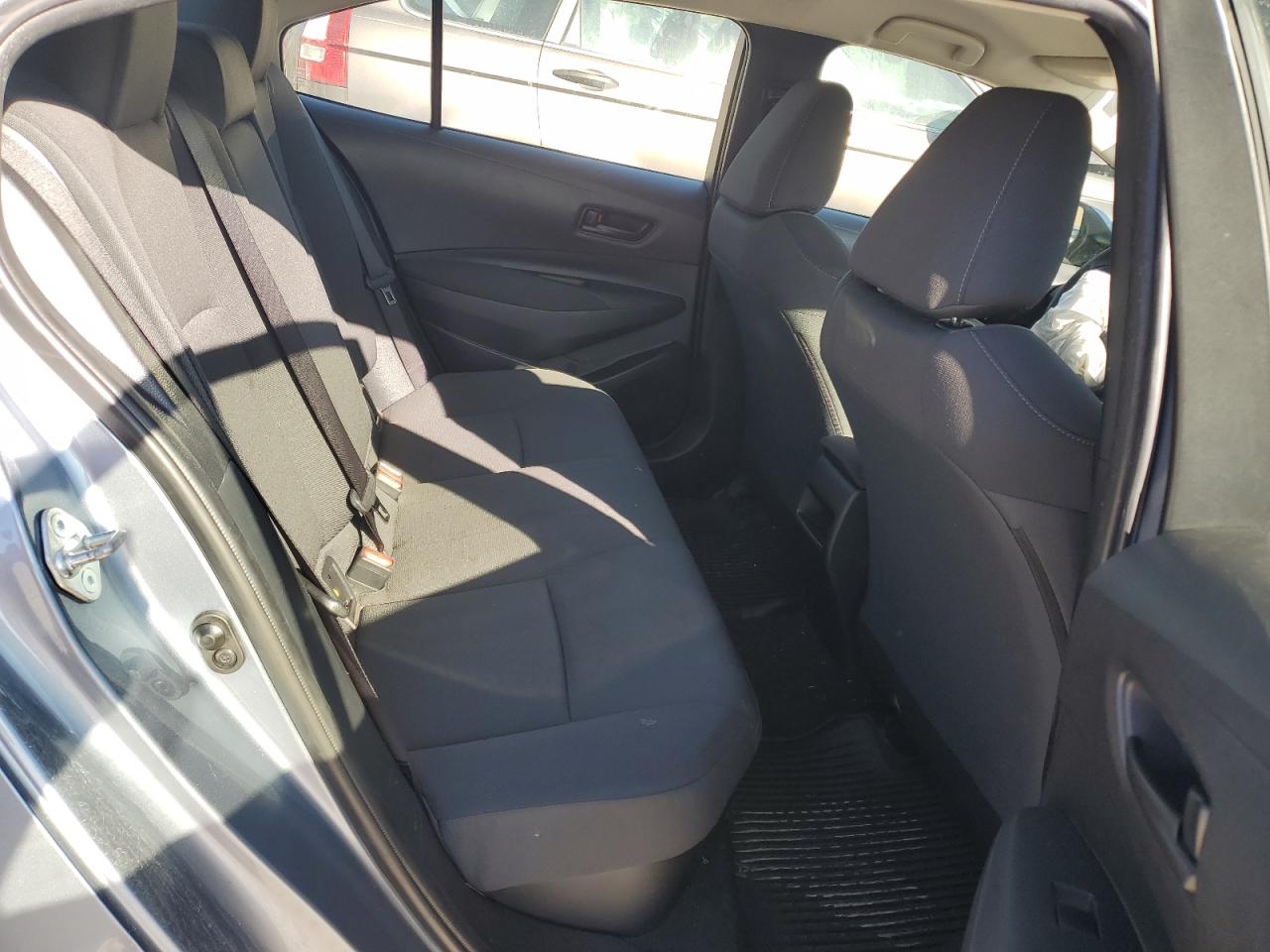 2022 TOYOTA COROLLA LE VIN:JTDEAMDE4NJ055097