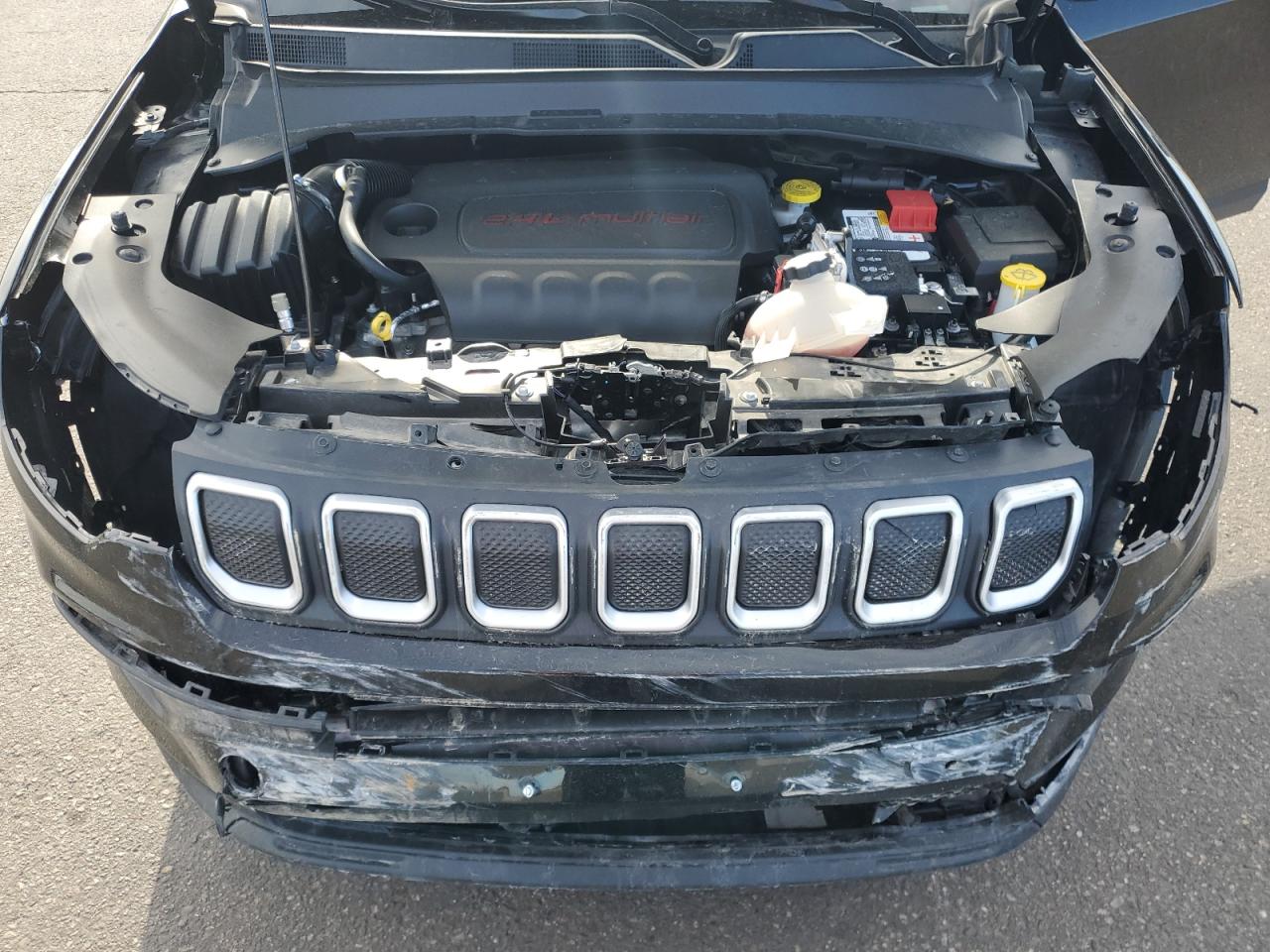 2022 JEEP COMPASS LATITUDE VIN:3C4NJDBB8NT113195