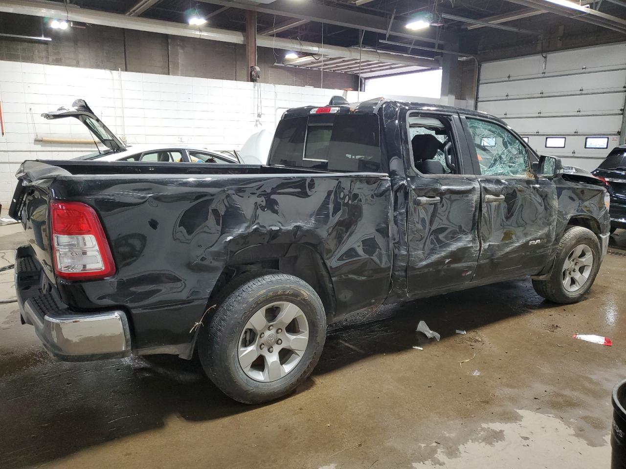 2024 RAM 1500 BIG HORN/LONE STAR VIN:1C6SRFBT4RN192040