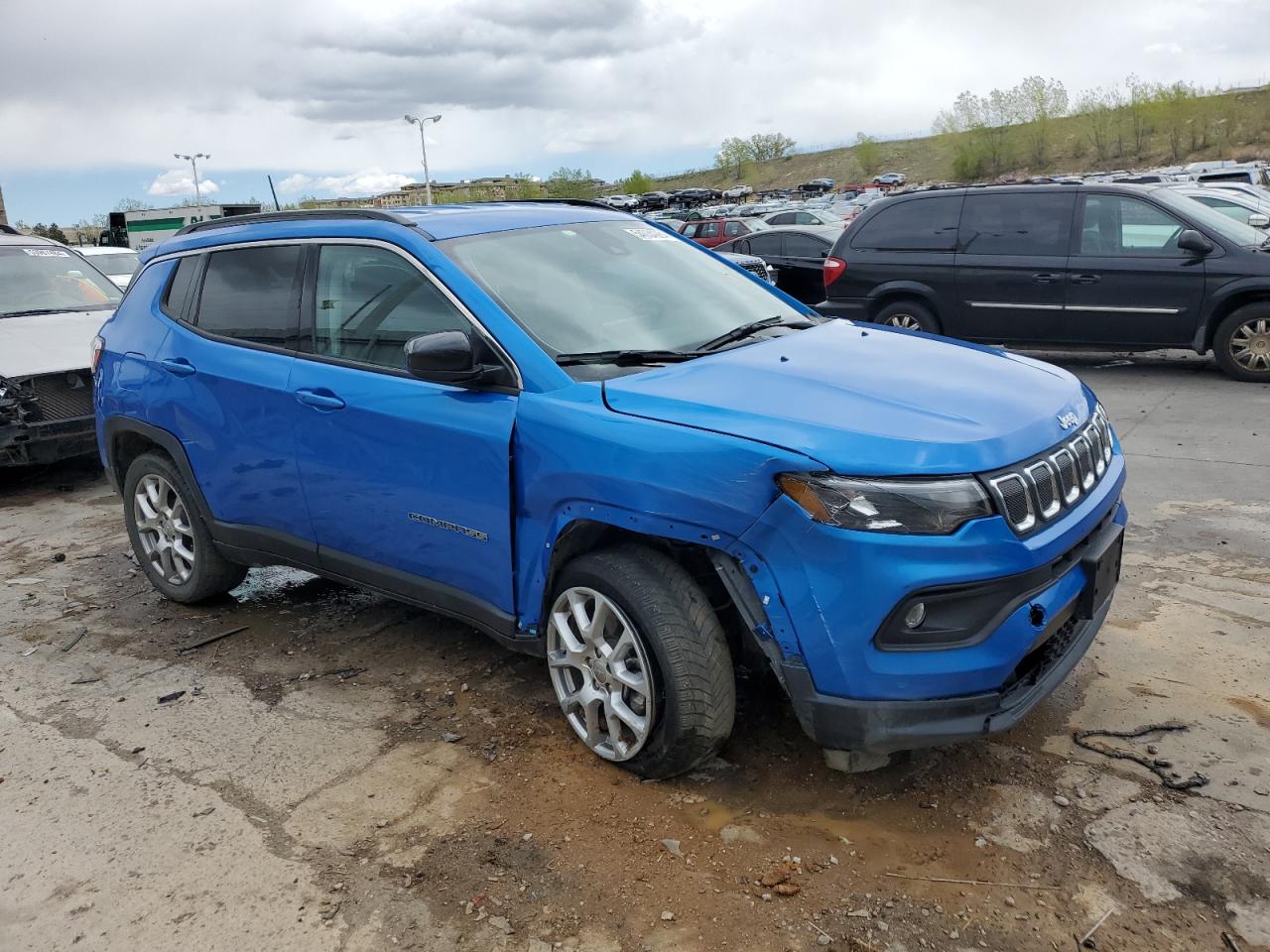 2022 JEEP COMPASS LATITUDE LUX VIN:3C4NJDFB5NT196739