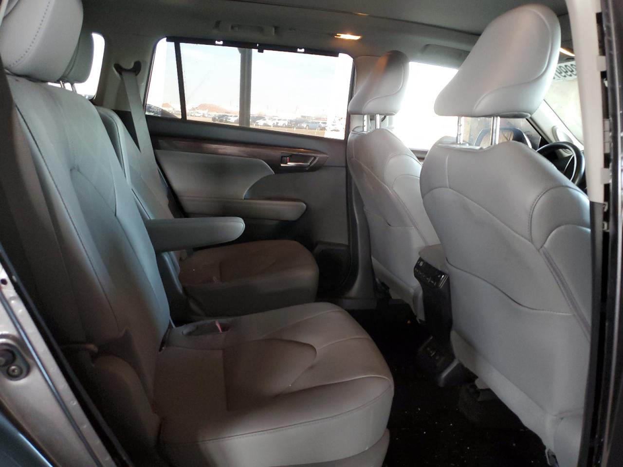 2023 TOYOTA HIGHLANDER L VIN:5TDKDRAH9PS524907
