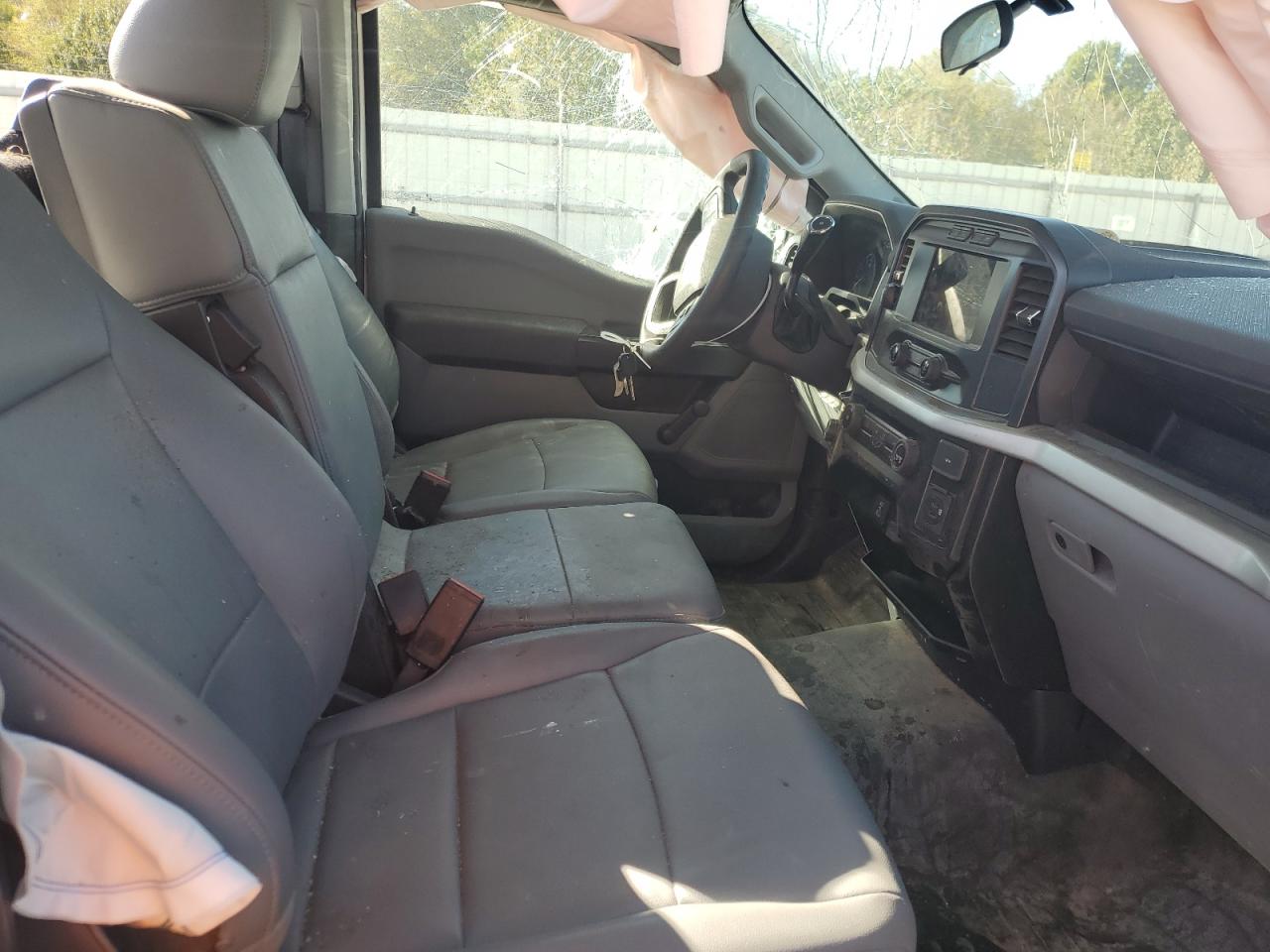 2022 FORD F150  VIN:1FTMF1EB5NKE26035