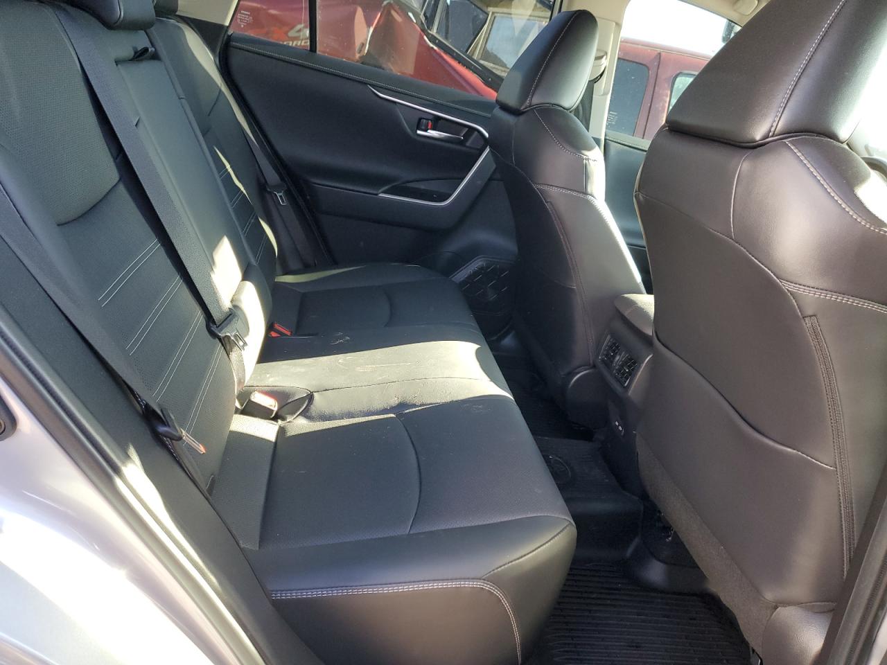 2022 TOYOTA RAV4 LIMITED VIN:JTMN1RFV1ND085800