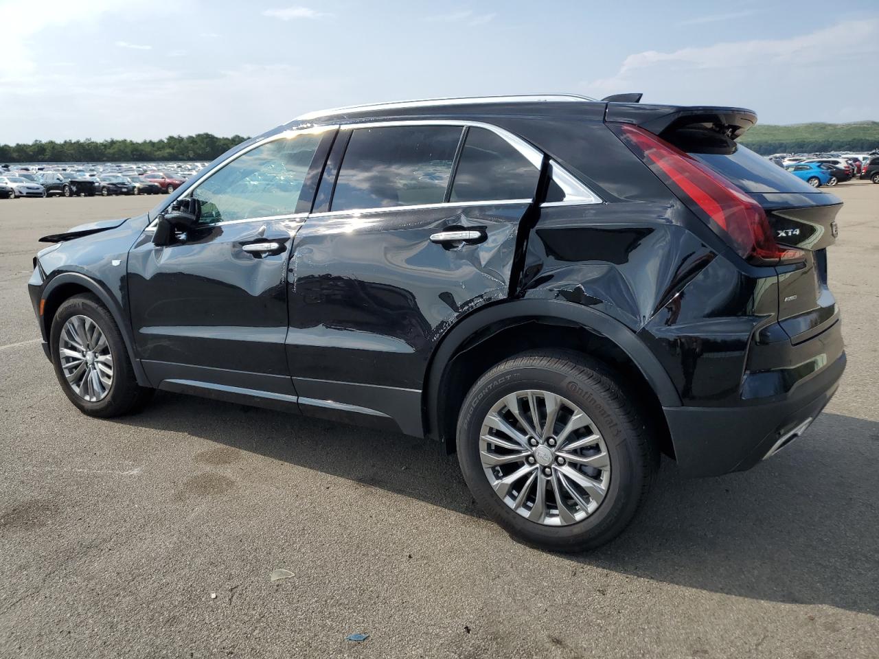 2024 CADILLAC XT4 PREMIUM LUXURY VIN:1GYFZDR49RF112460